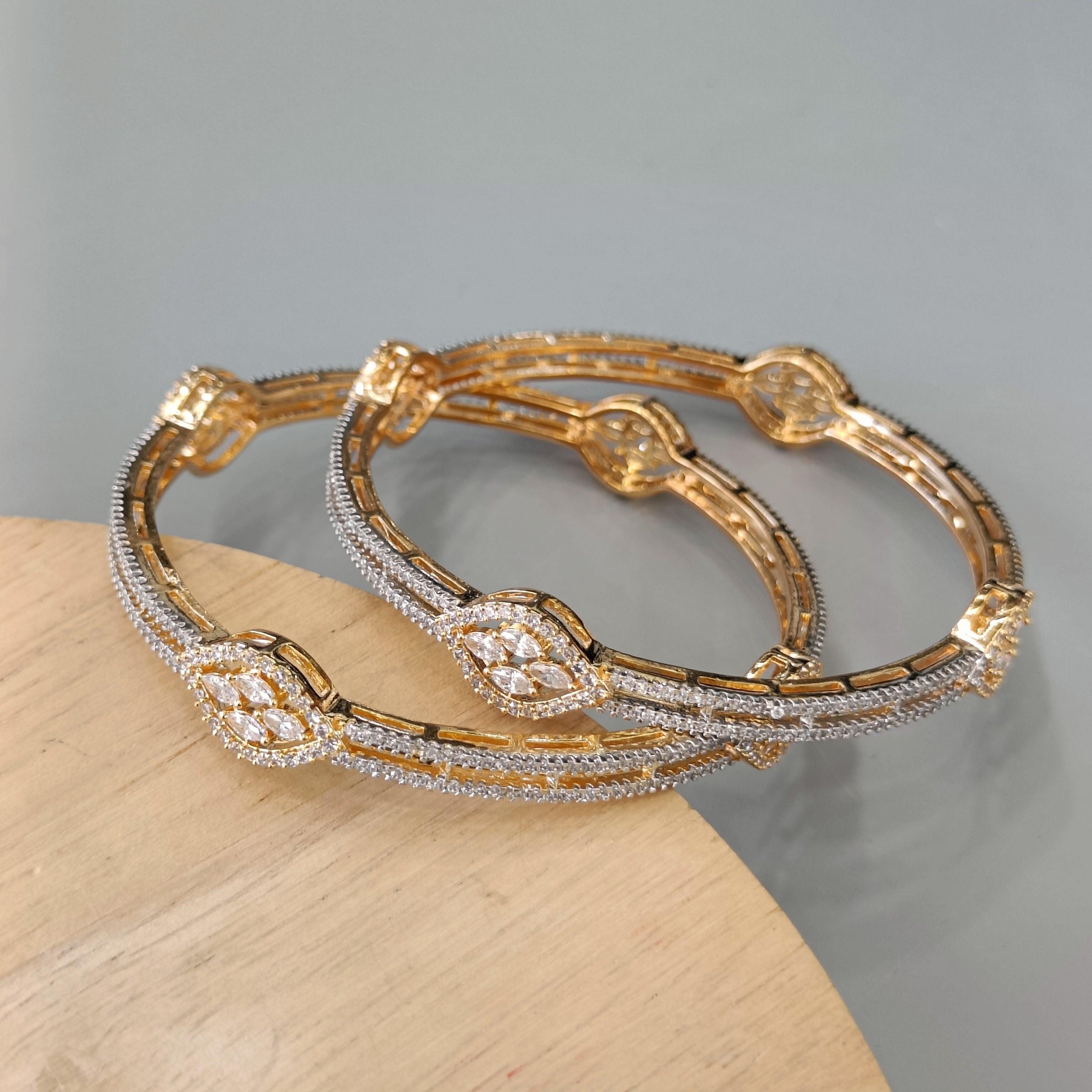 Ad alia bangles