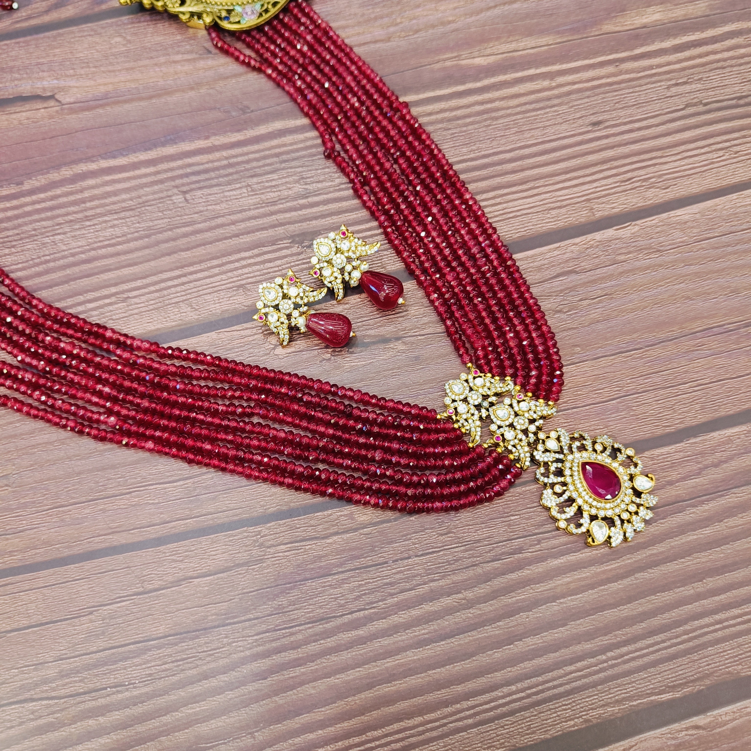 Nayaab Alisha Long Neckpiece