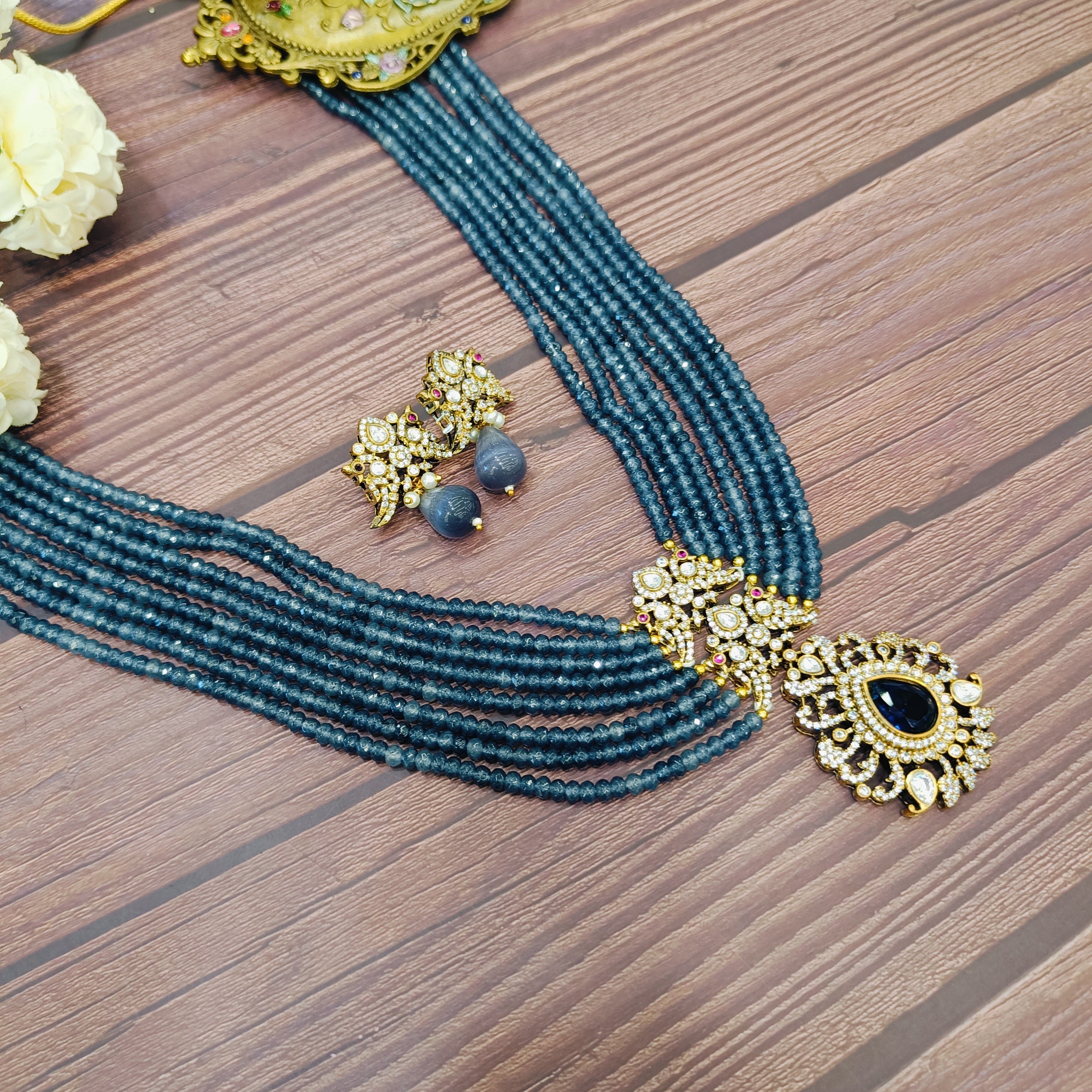 Nayaab Alisha Long Neckpiece