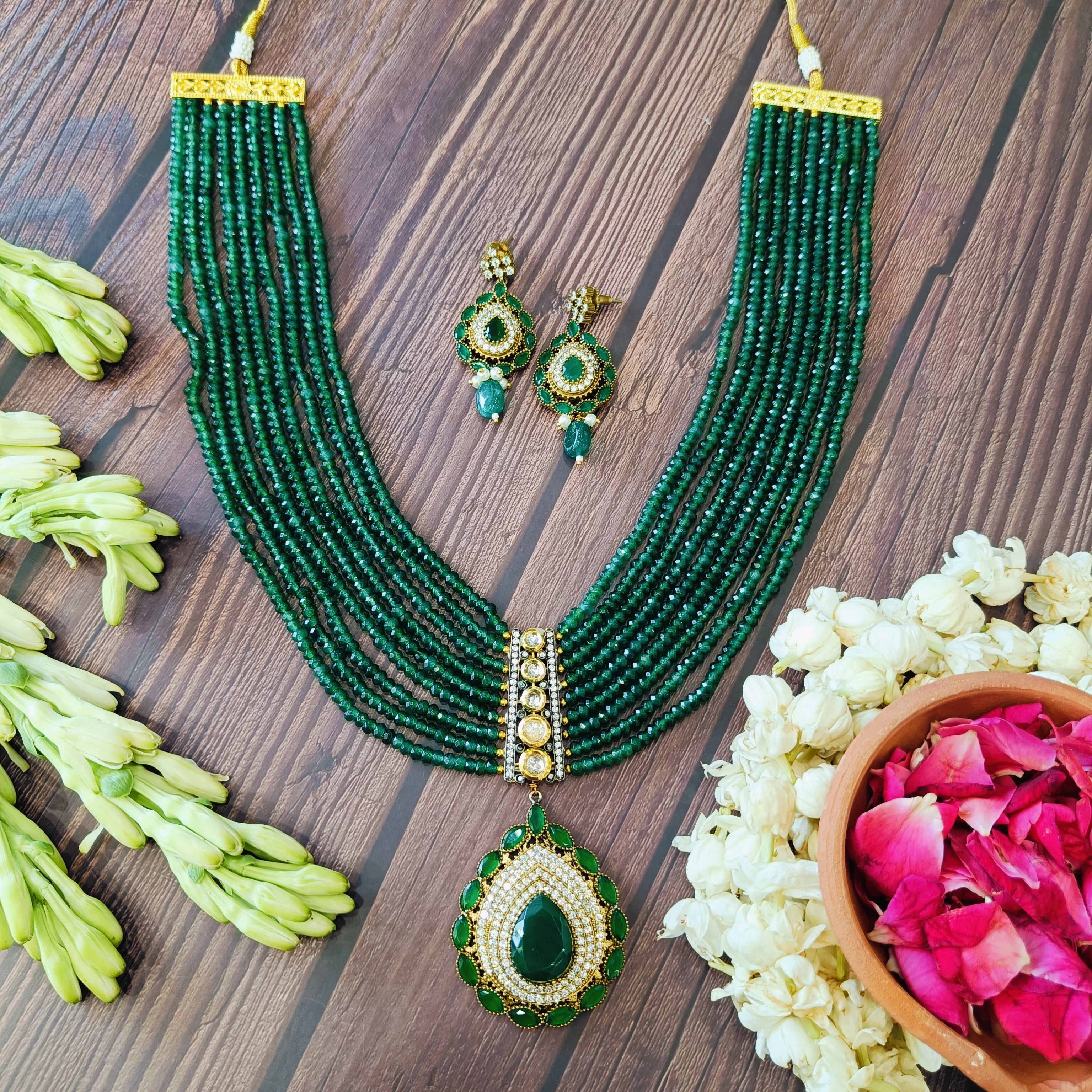 Nayaab Romy Neckpiece