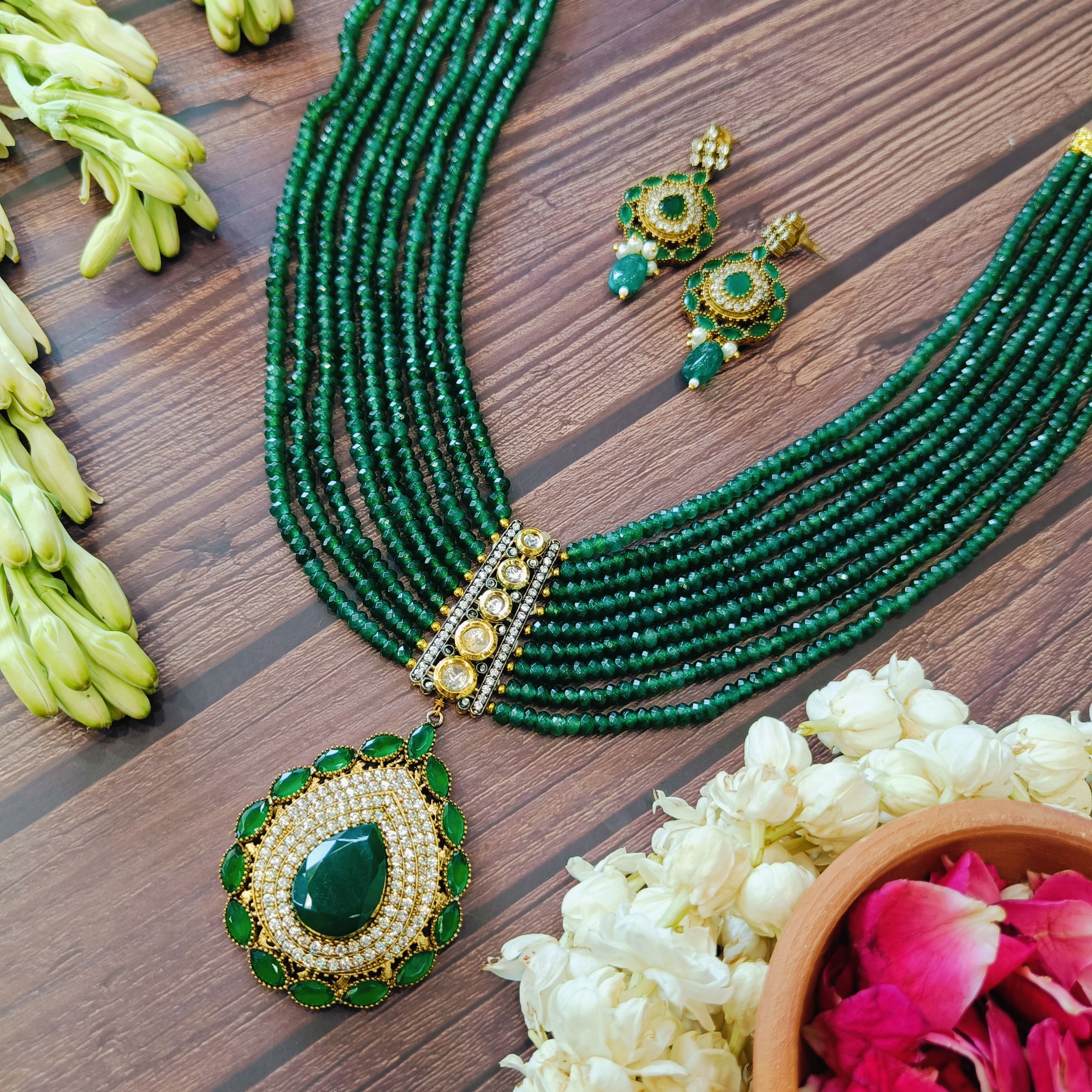 Nayaab Romy Neckpiece