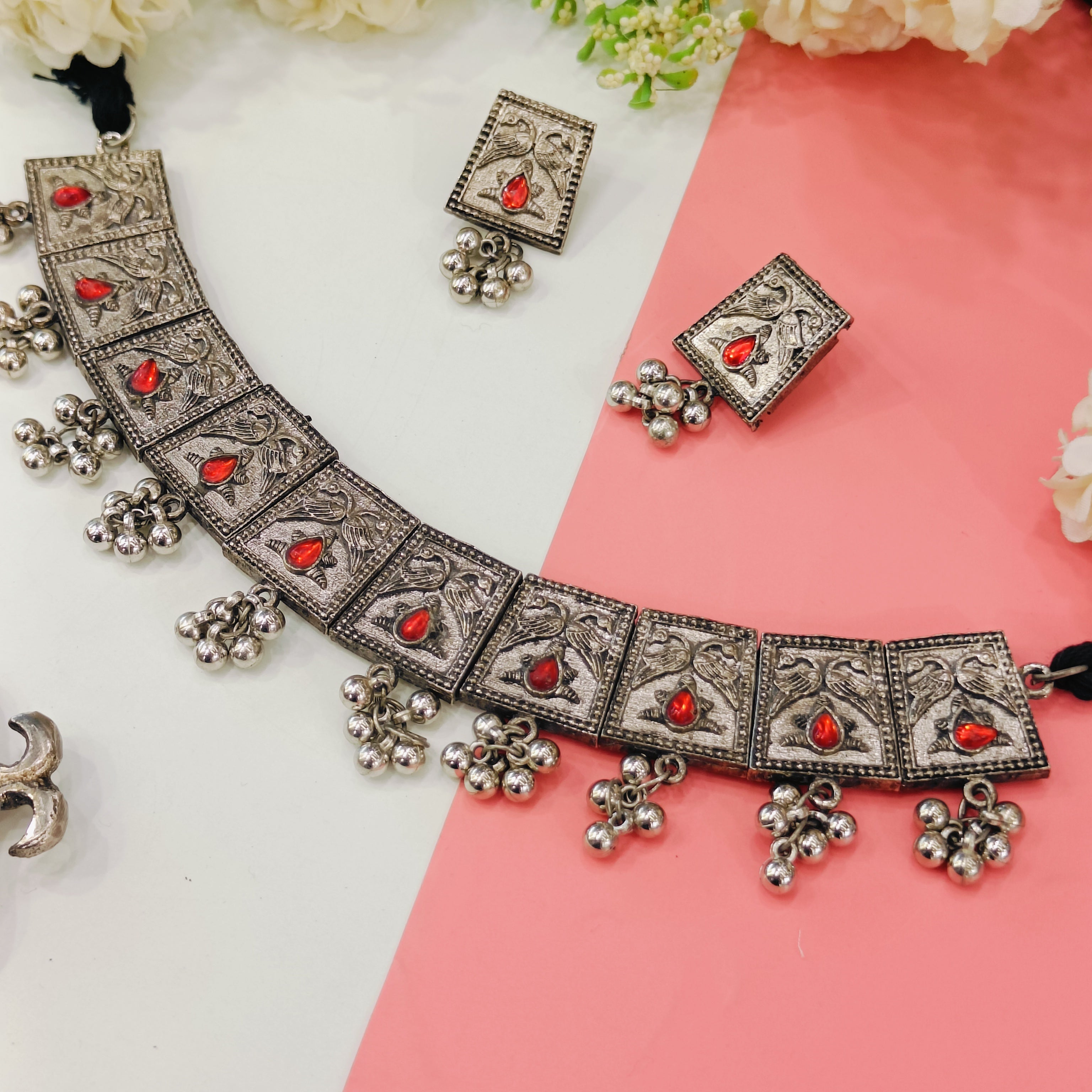 Inara Rachi choker