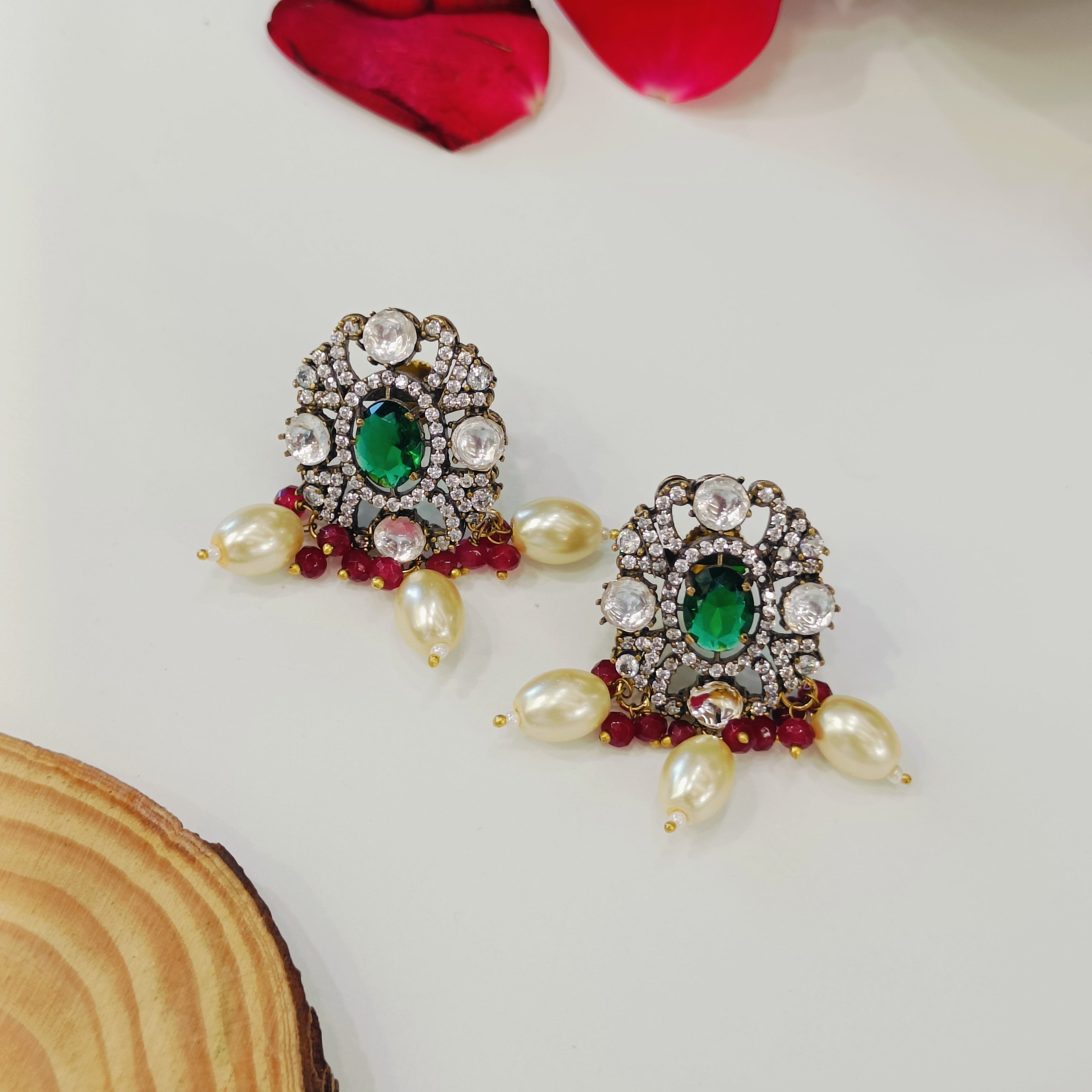 Nayaab Soni earrings