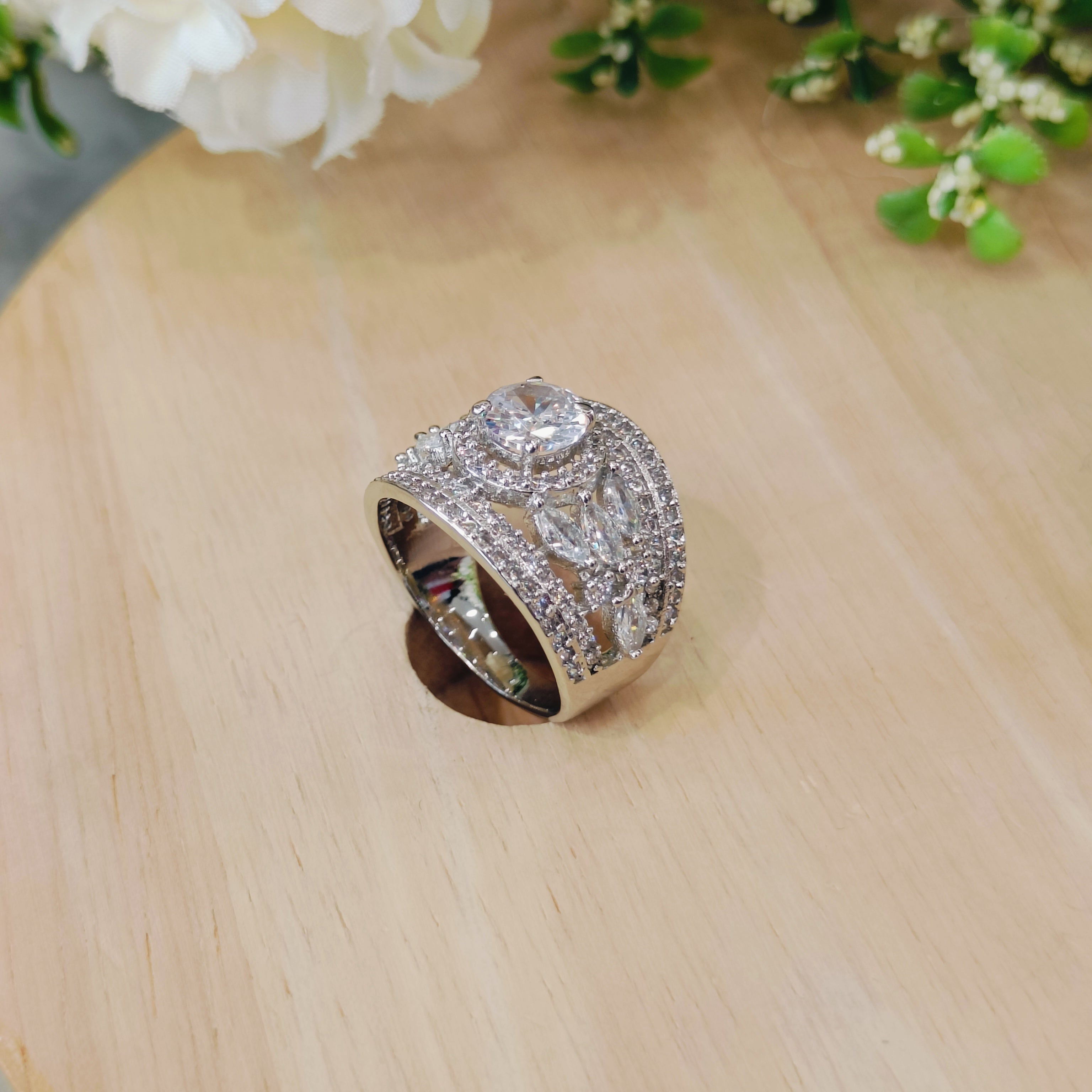 Vs Sterling Silver Cocktail Ring 196