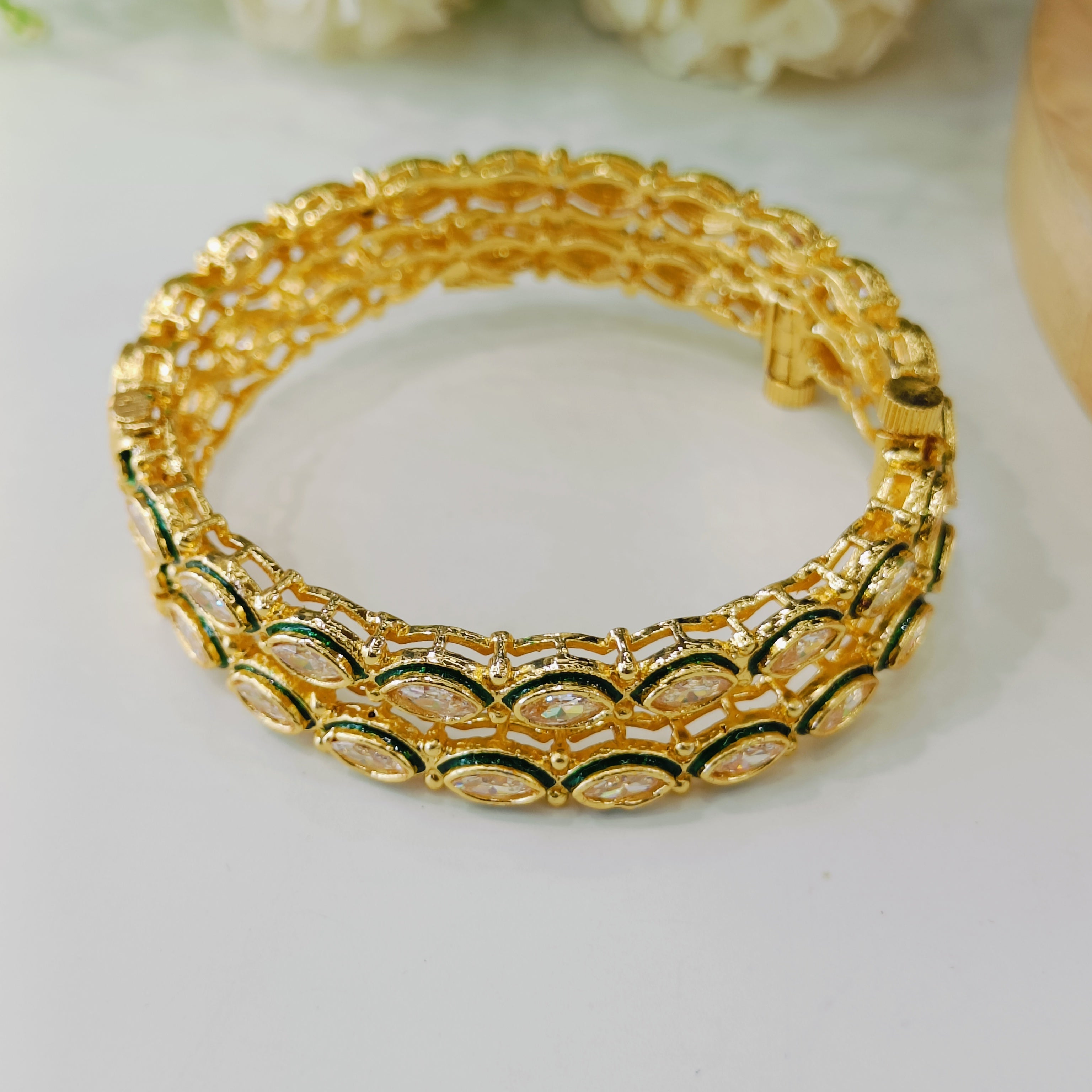 Nayaab Subi Bangle