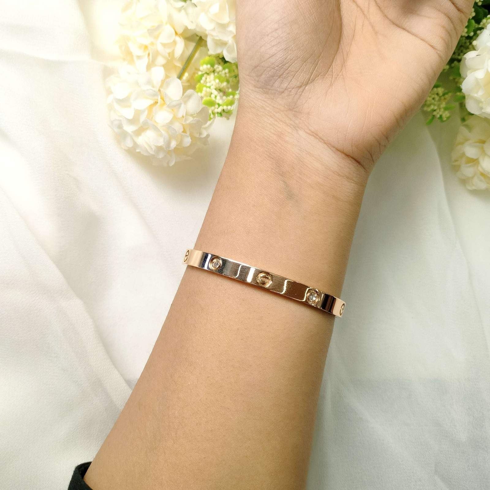 Layla bracelet 1016 velvet box by shweta