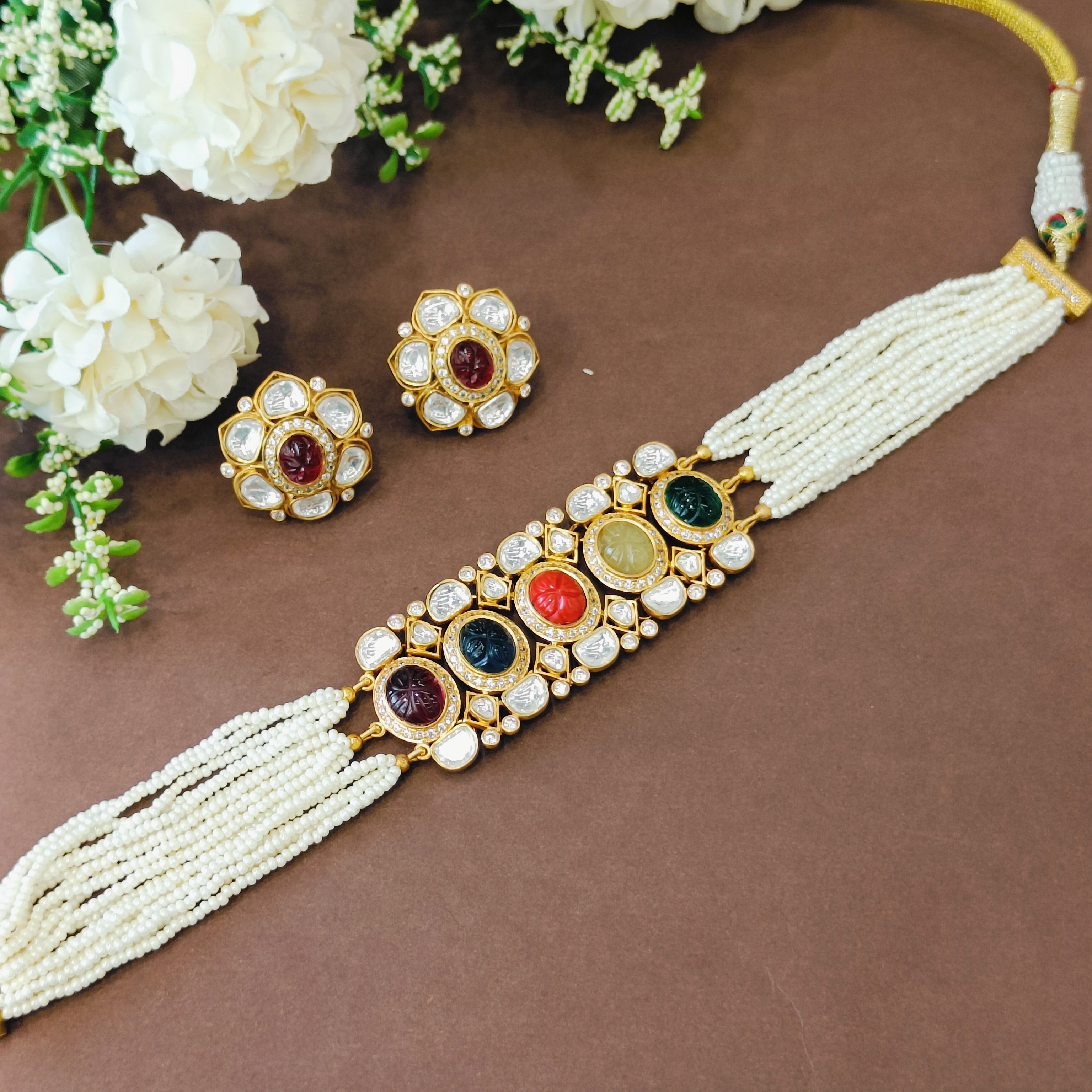 Nayaab navratn polki choker