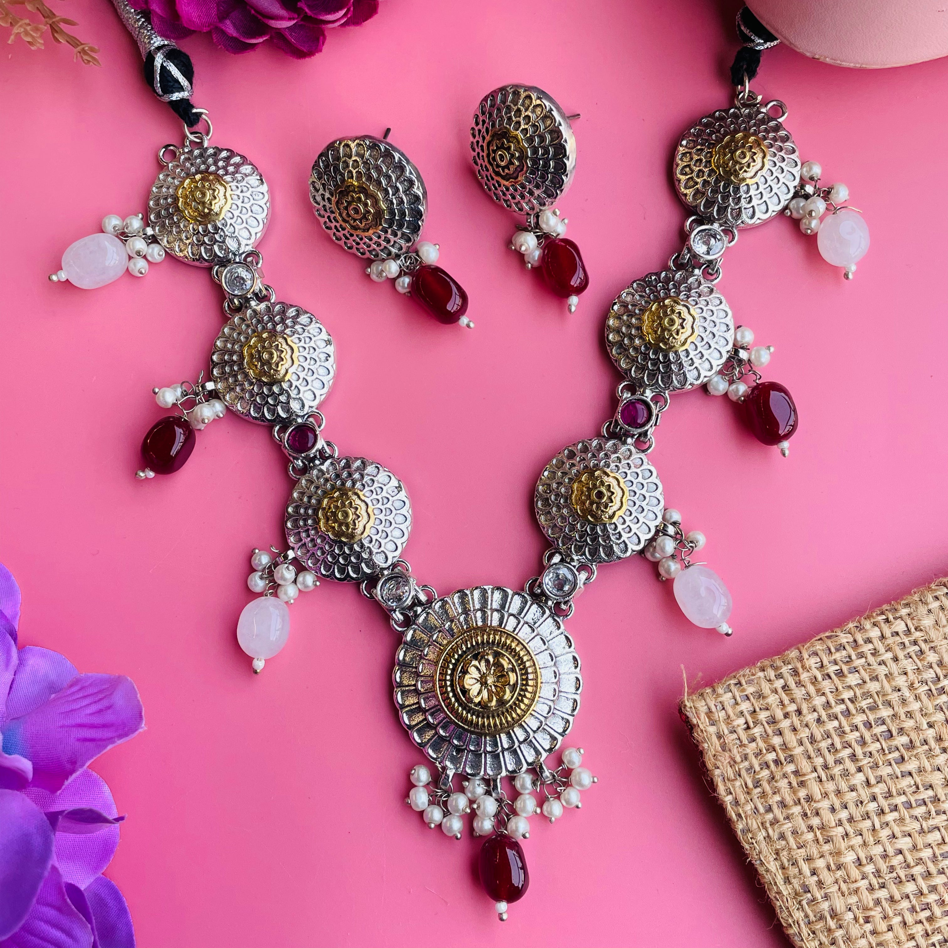 Inara myara neckpiece