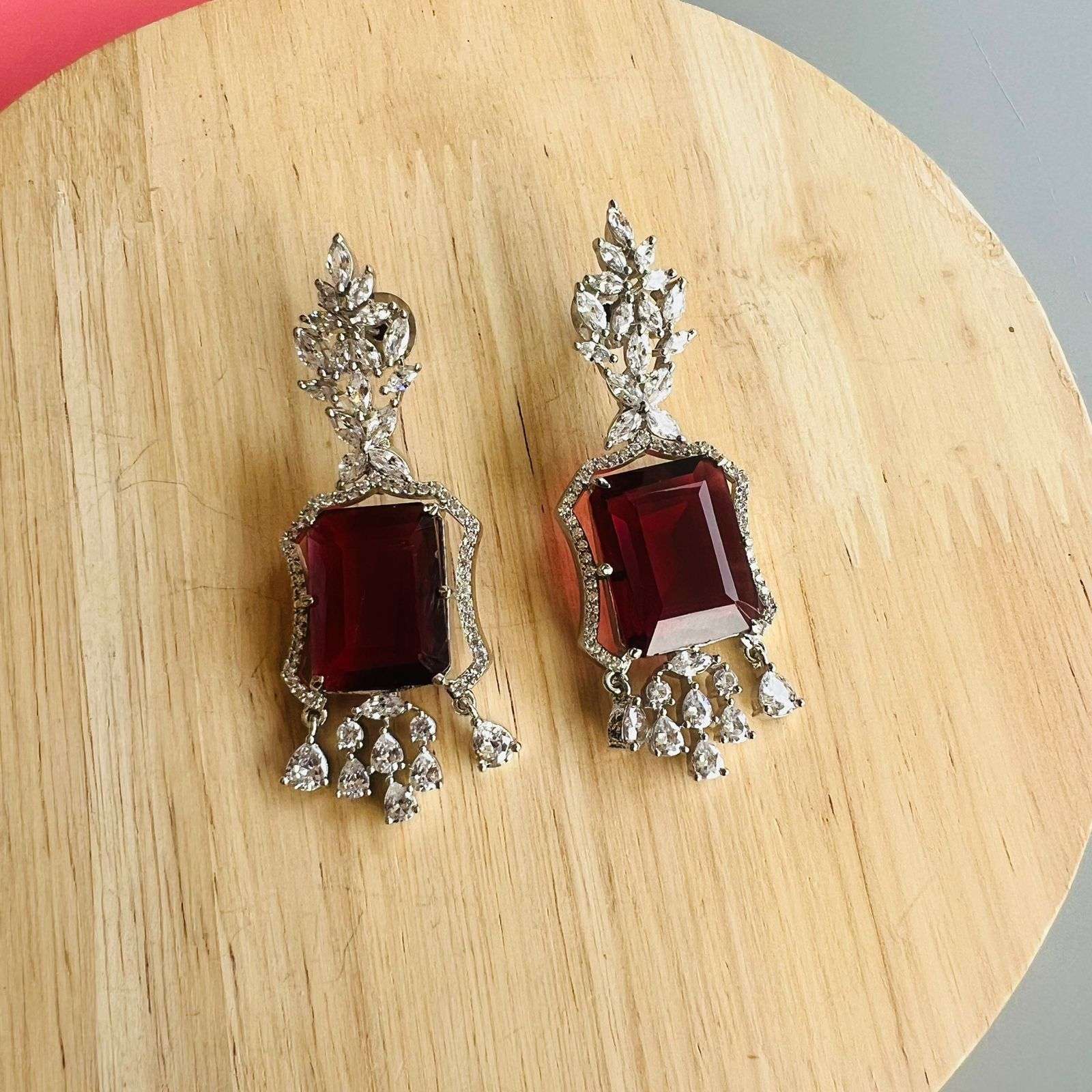 Ad Mahira earrings Velvet box by Shweta