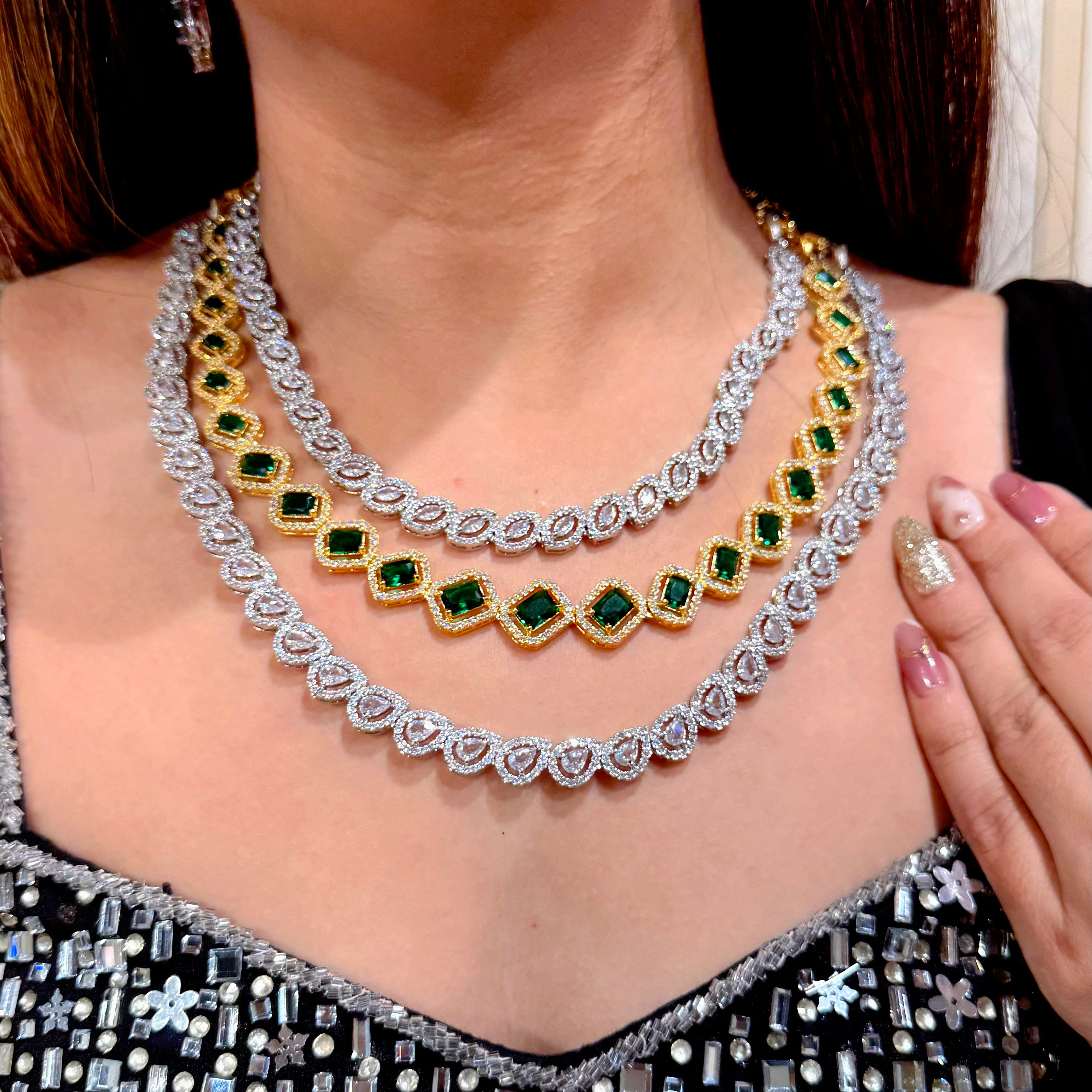 Ad Opal Neckpiece