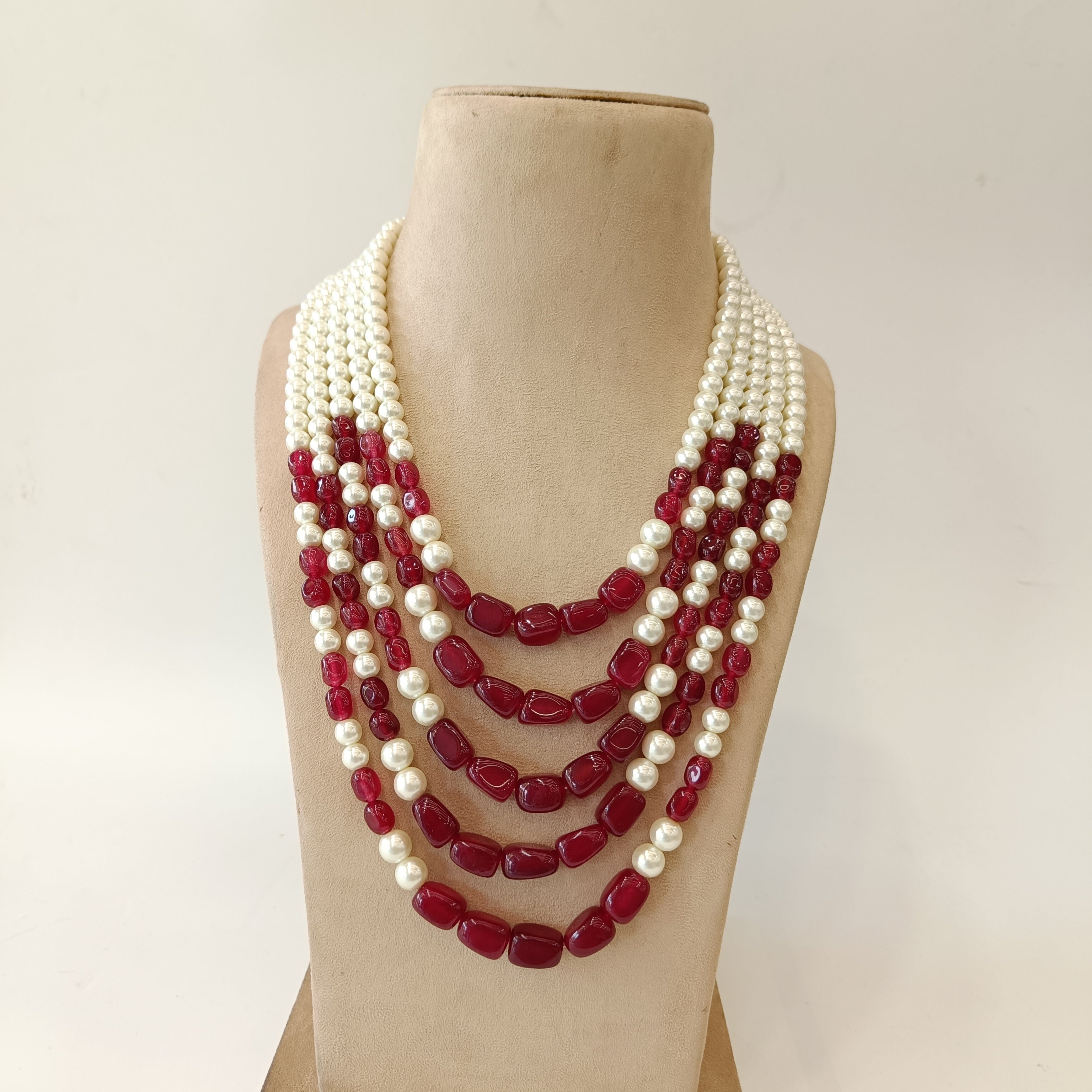 Nayaab zuby neckpiece