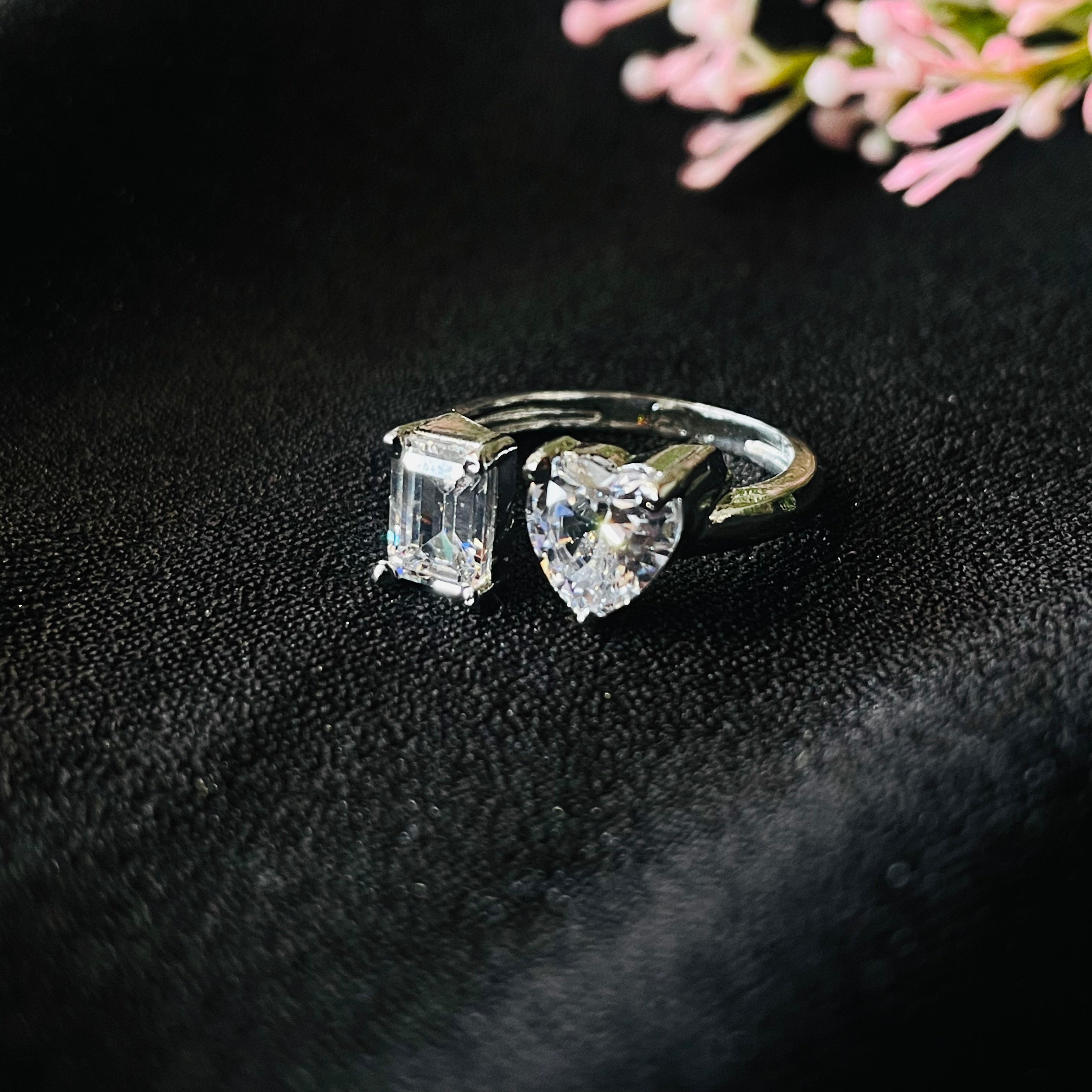 Ad freya heart ring