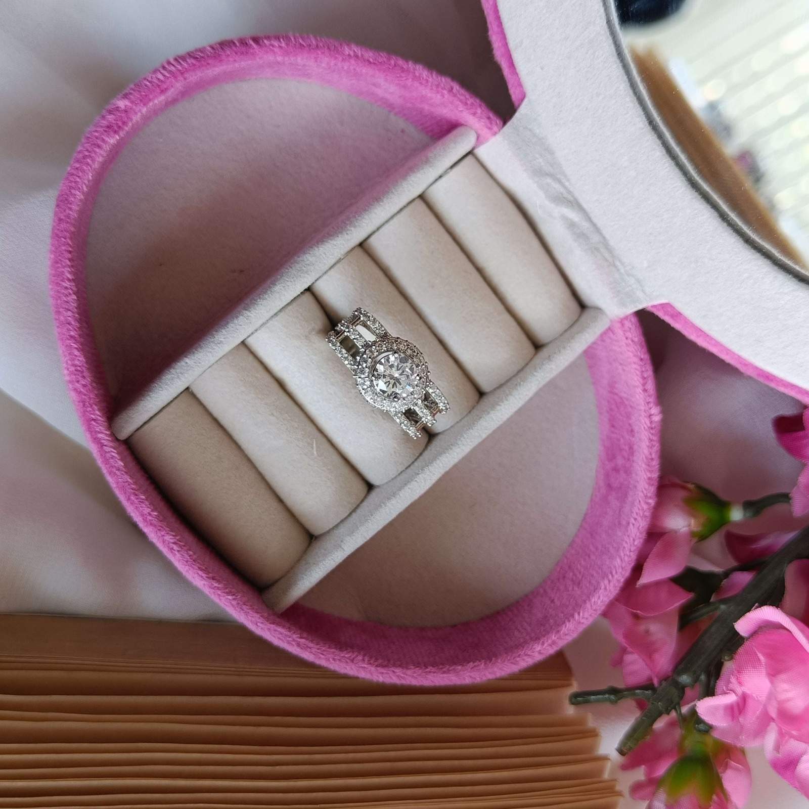 Vs sterling silver cocktail ring 098