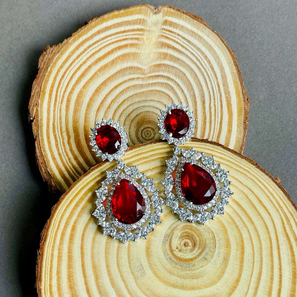 Nayaab Victoria Earrings